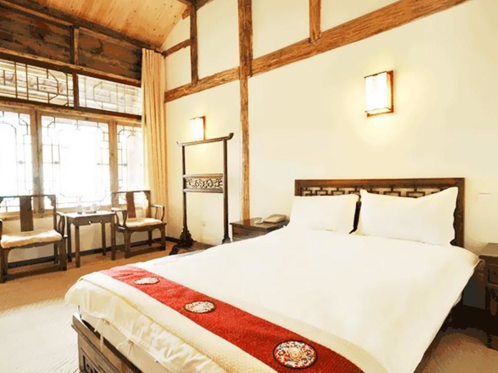 Golden Waterfront Inn Lijiang  Buitenkant foto